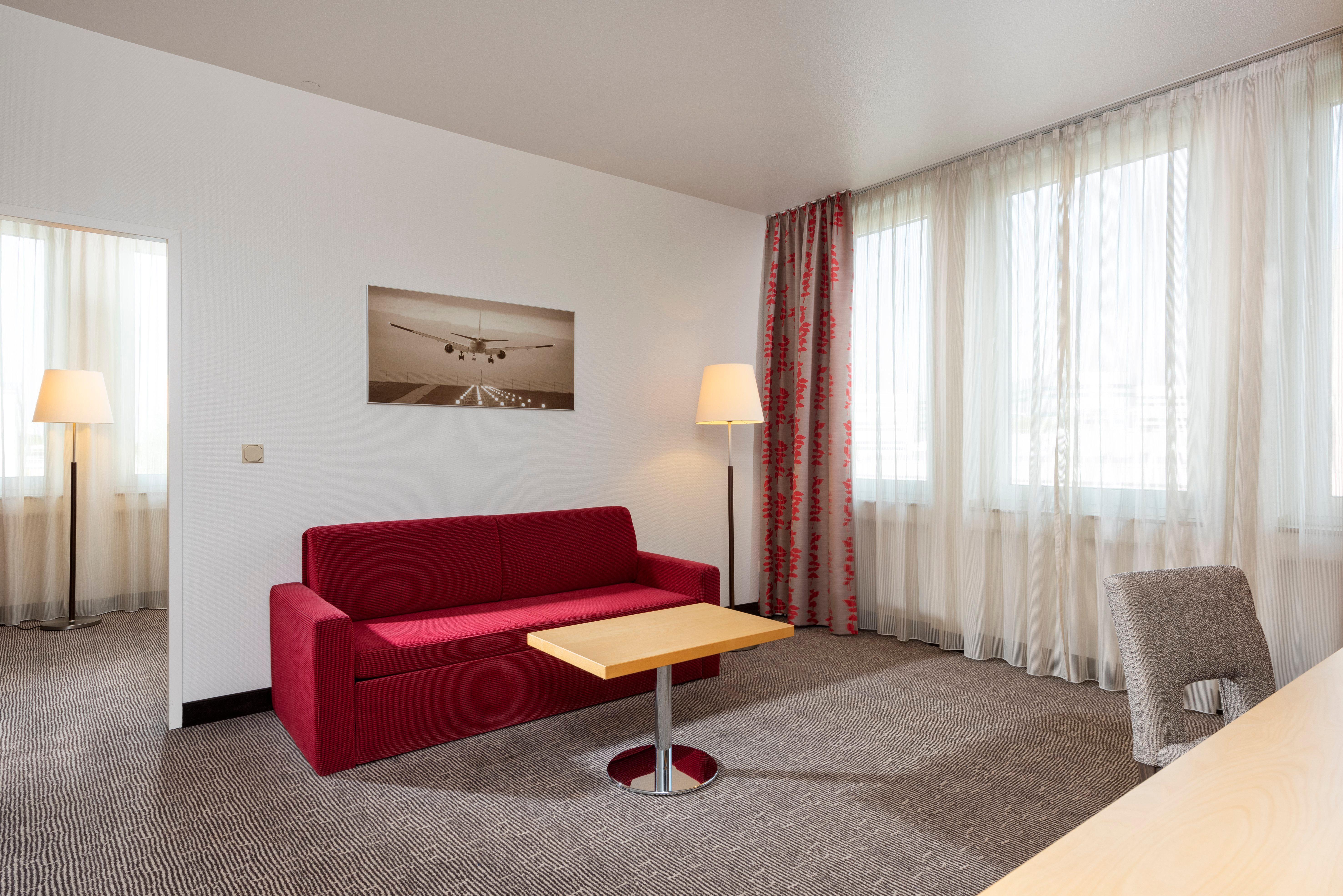 Frankfurt Airport - By Ihg 4* Neu-Isenburg