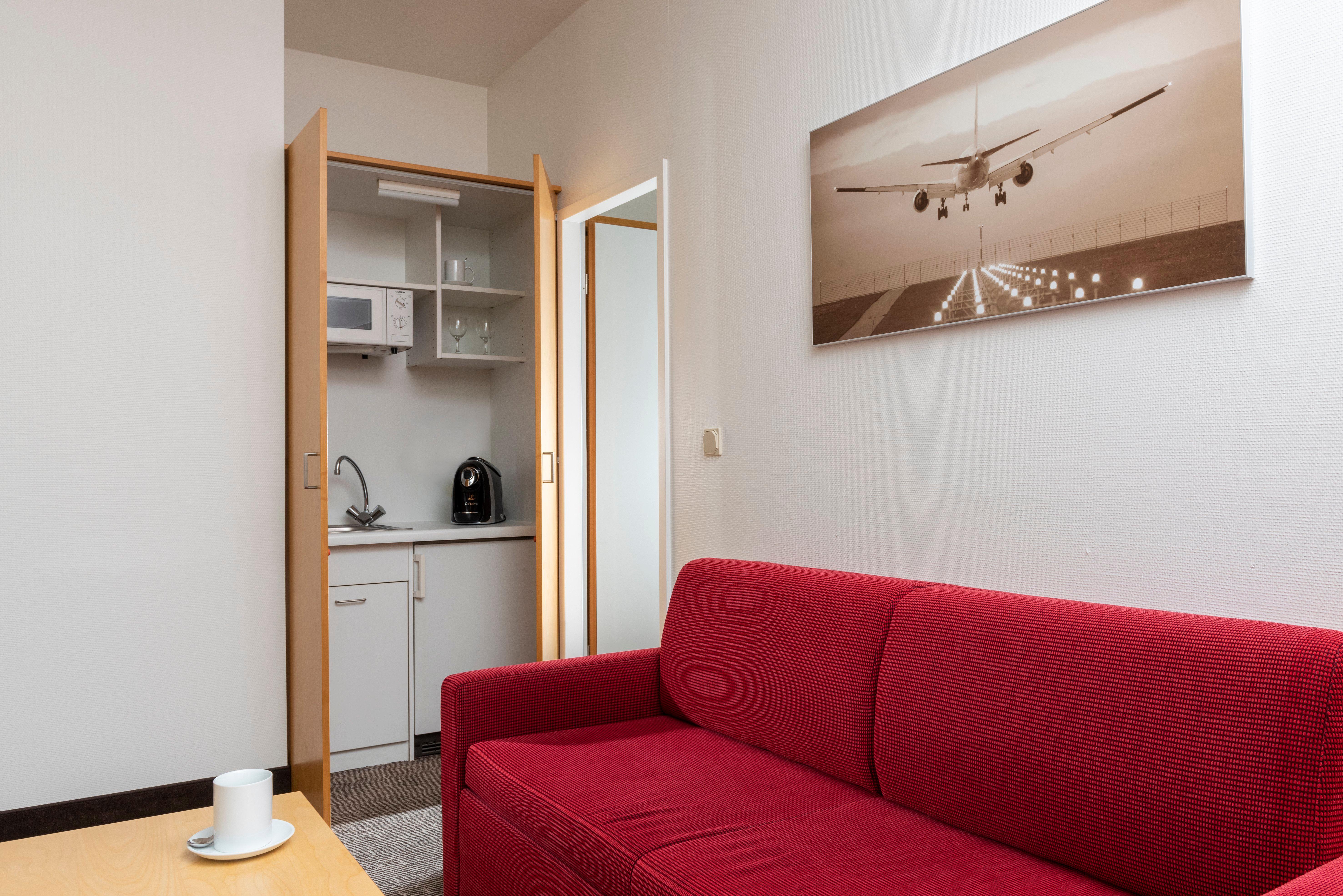 Frankfurt Airport - By Ihg Neu-Isenburg