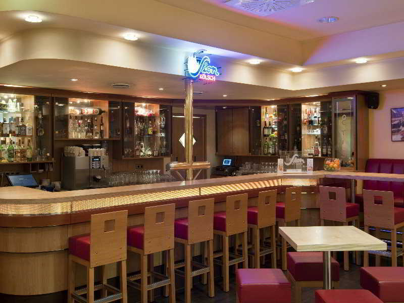 Frankfurt Airport - By Ihg