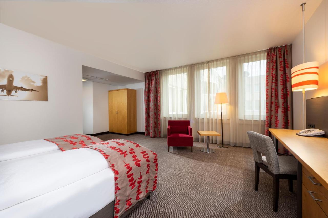Frankfurt Airport - By Ihg Отель Ной-Изенбург