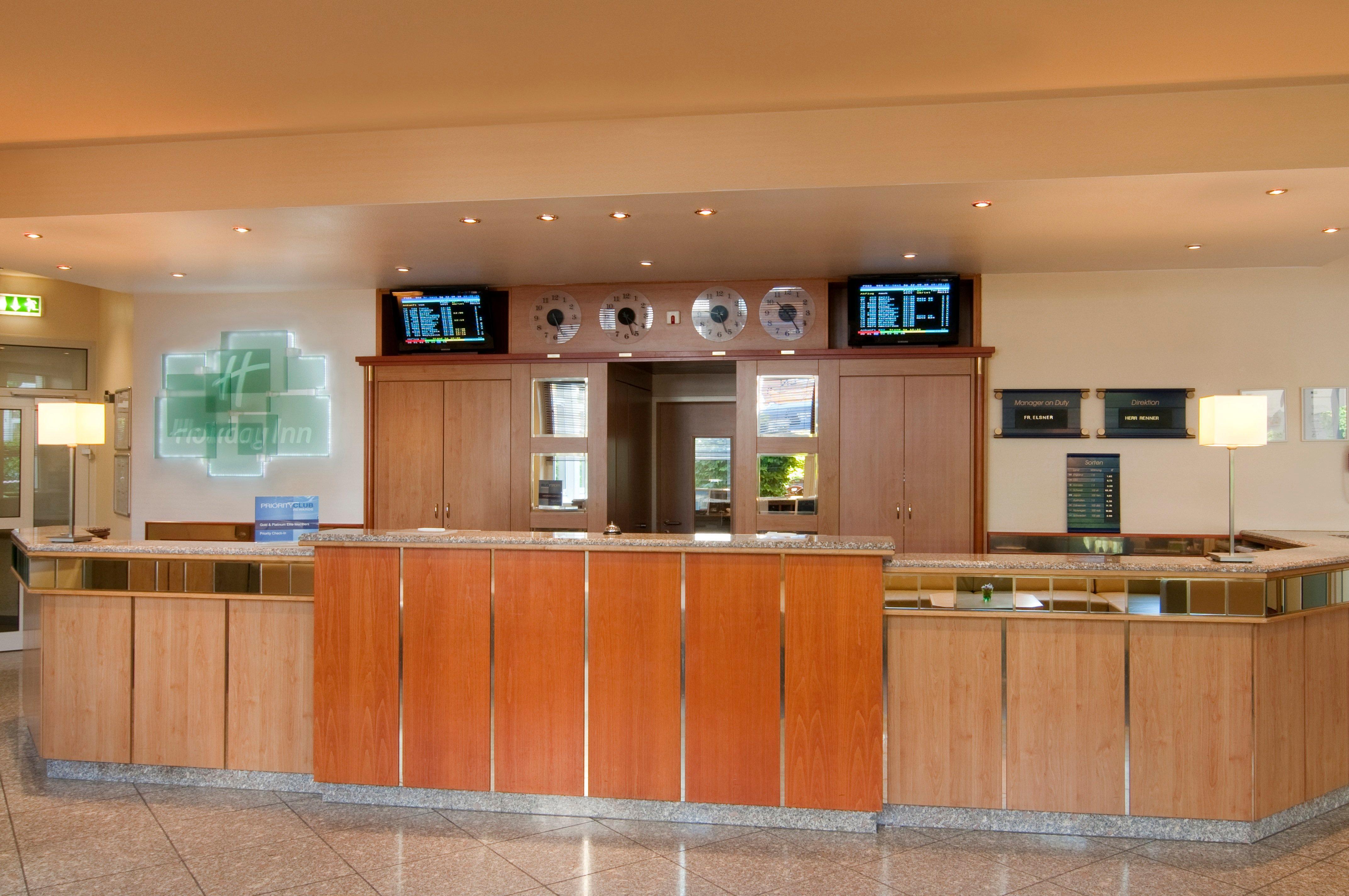 Отель Frankfurt Airport - By Ihg Ной-Изенбург