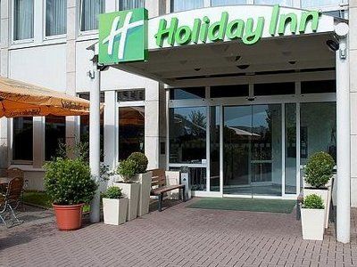 Frankfurt Airport - By Ihg Ной-Изенбург